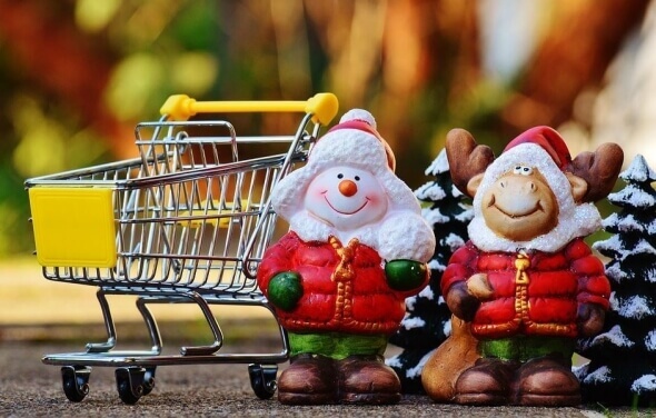 Jak bude v obchodech otevřeno o Vánocích a přes vánoční svátky?