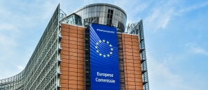 Co je Evropská komise, kde má sídlo a kdo je její předseda