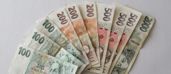 Peníze - bankovky české koruny - ilustrační foto