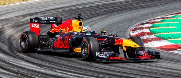 F1, Nizozemský závod formule jedna, Daniel Ricciardo na okruhu Zandvoort - Zdroj Jens Mommens, Shutterstock.com