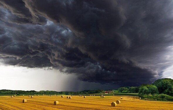 Bouřky dnes: jak vzniká blesk a hrom
