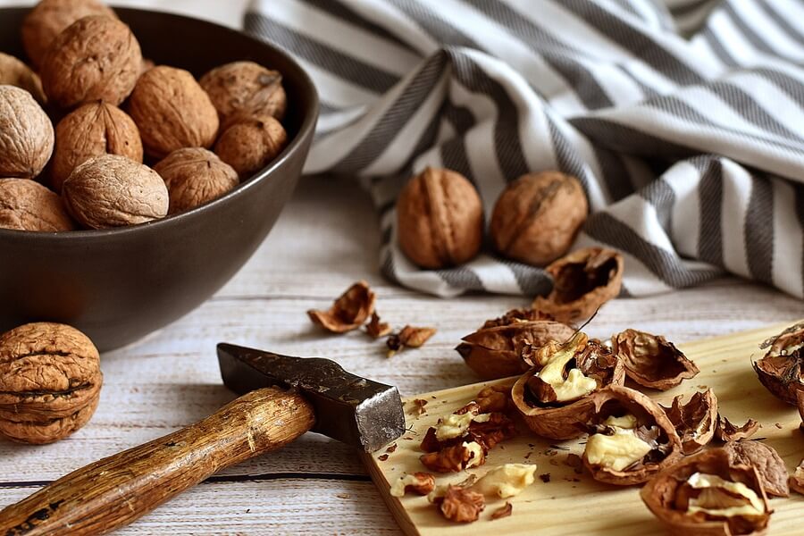 Vlašské ořechy díky svému složení patří k nejhodnotnějším potravinám vůbec.