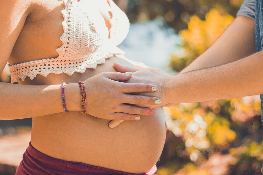 Kdy začíná bolest prsou v těhotenství?